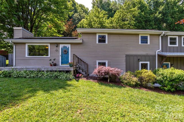 1574 Cashiers Valley Road, Brevard, NC 28712