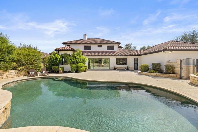 34 AUTUMN OAKS DR, The Hills, TX 78738