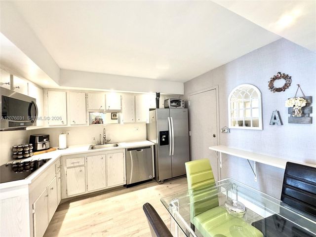 230 174th Street 1110, Sunny Isles Beach, FL 33160