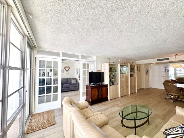 230 174th Street 1110, Sunny Isles Beach, FL 33160