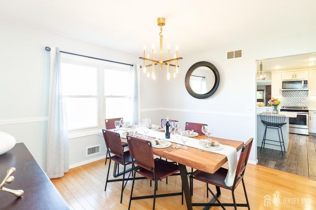 80 Sturbridge Drive, Piscataway, NJ 08854