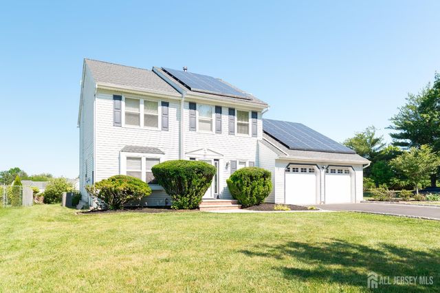 80 Sturbridge Drive, Piscataway, NJ 08854