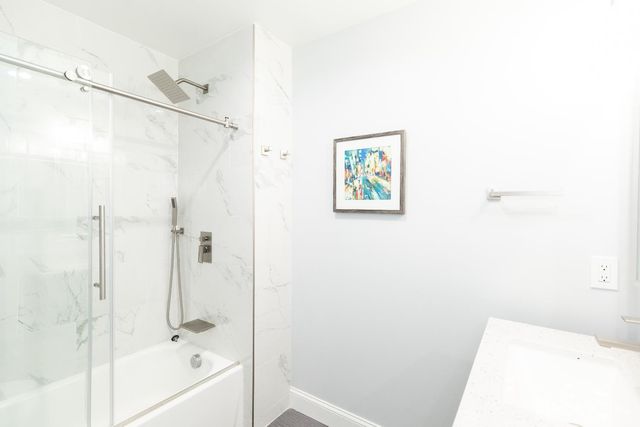 80 Sturbridge Drive, Piscataway, NJ 08854