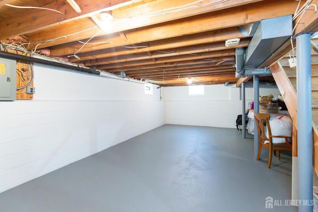 80 Sturbridge Drive, Piscataway, NJ 08854