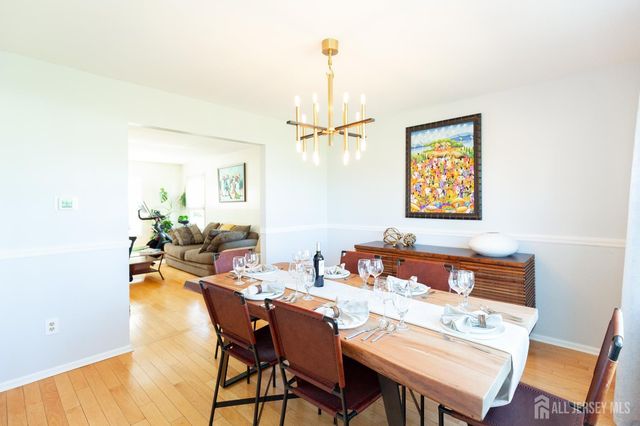80 Sturbridge Drive, Piscataway, NJ 08854