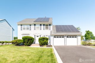 80 Sturbridge Drive, Piscataway, NJ 08854