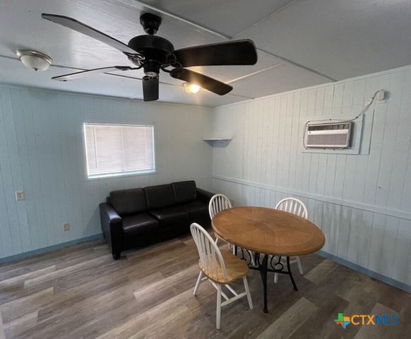 1301 W Olive Avenue, Port O'connor, TX 77982