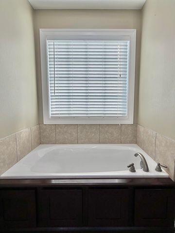 4909 FORSYTHIA FALLS LP, Columbia, MO 65203