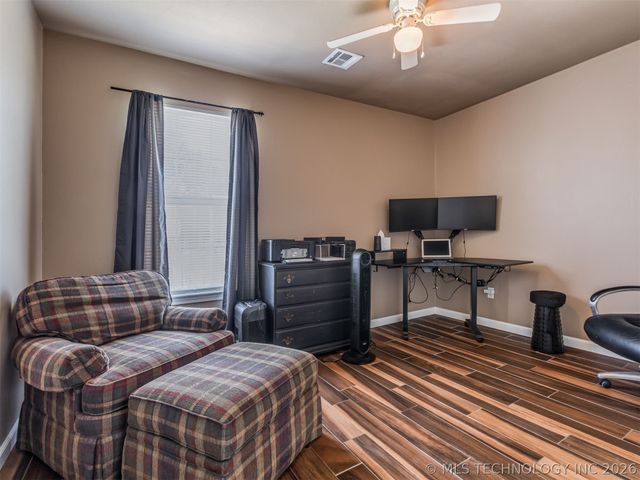 14901 E 89th Place North, Owasso, OK 74055
