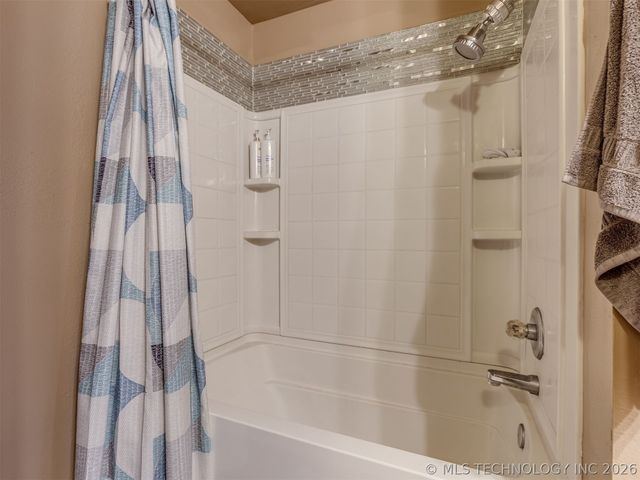 14901 E 89th Place North, Owasso, OK 74055