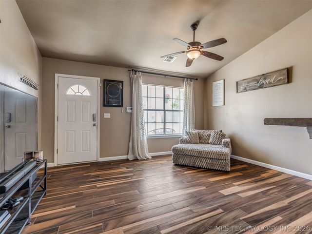 14901 E 89th Place North, Owasso, OK 74055