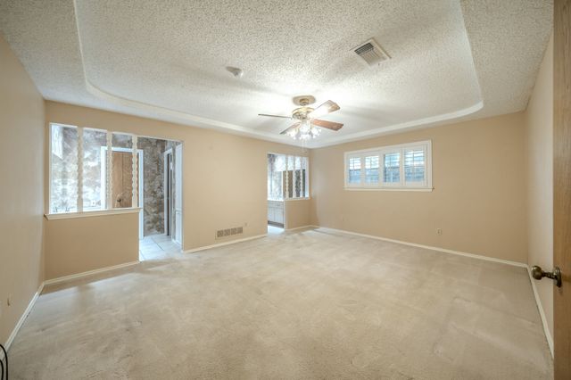 1803 Oak Grove Drive, Arlington, TX 76013