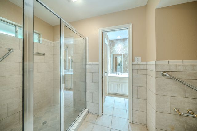 1803 Oak Grove Drive, Arlington, TX 76013
