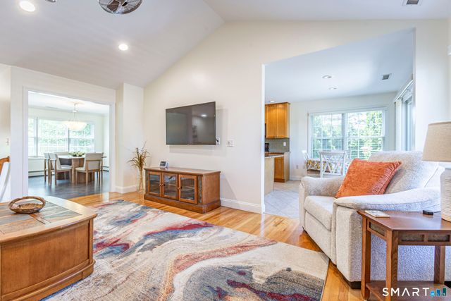 255 East Road, East Windsor, CT 06016