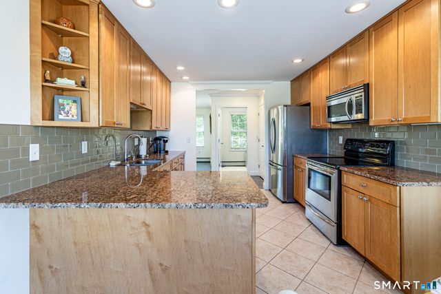 255 East Road, East Windsor, CT 06016