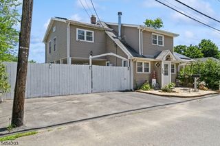 148 Mckinley Ave, Old Bridge Twp., NJ 08879