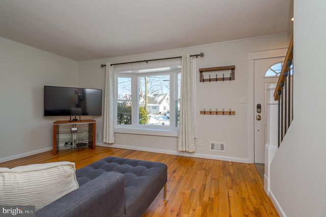 22 GERARD RD, Hamilton, NJ 08620