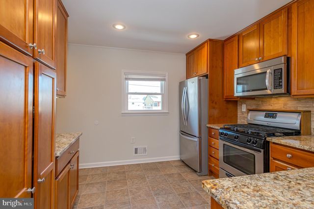 22 GERARD RD, Hamilton, NJ 08620