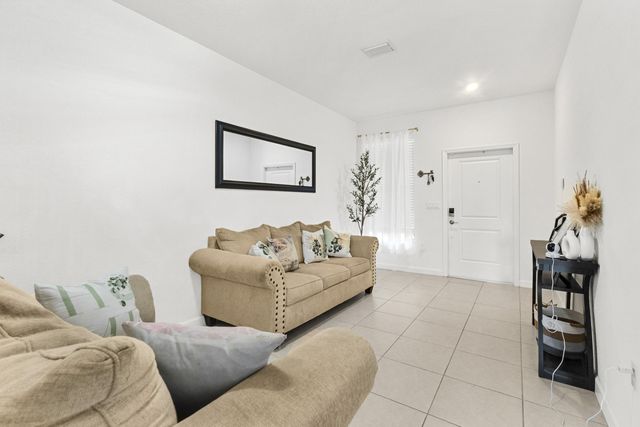 2688 NW 55th Terrace, Lauderhill, FL 33313