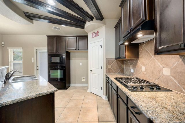 12422 Old Stillwater, San Antonio, TX 78254