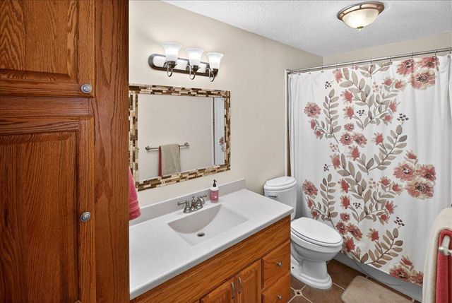 5798 213th Street N, Forest Lake, MN 55025