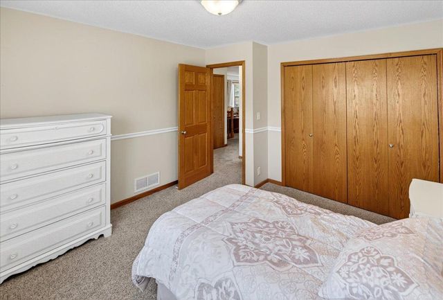 5798 213th Street N, Forest Lake, MN 55025