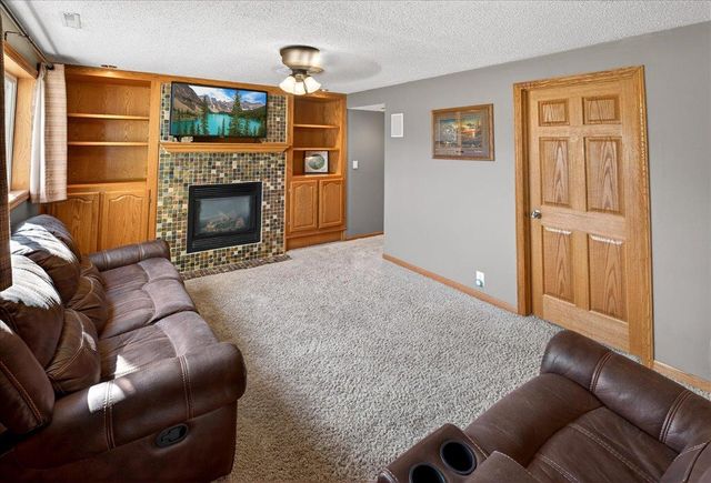 5798 213th Street N, Forest Lake, MN 55025