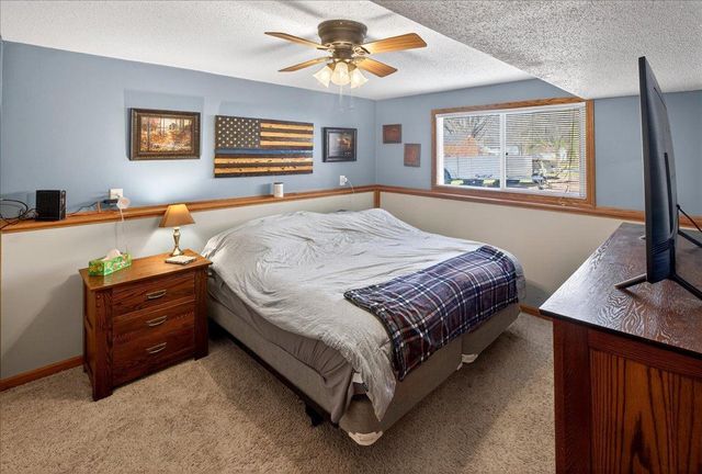 5798 213th Street N, Forest Lake, MN 55025