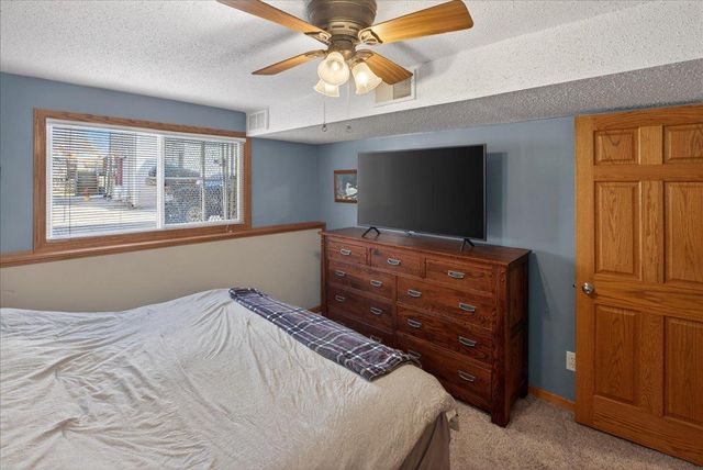 5798 213th Street N, Forest Lake, MN 55025