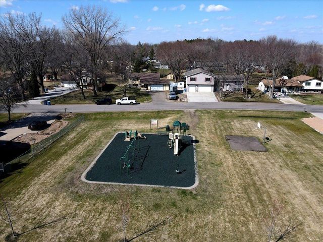 5798 213th Street N, Forest Lake, MN 55025