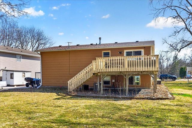 5798 213th Street N, Forest Lake, MN 55025