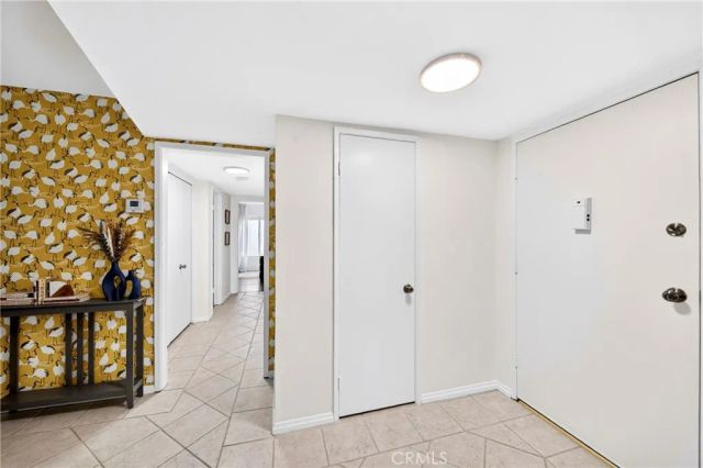 15020 Victory 104, Los Angeles, CA 91411