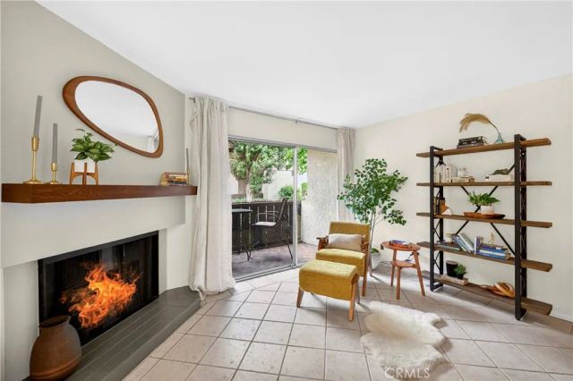 15020 Victory 104, Los Angeles, CA 91411