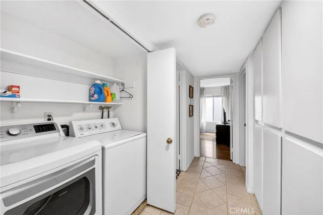 15020 Victory 104, Los Angeles, CA 91411
