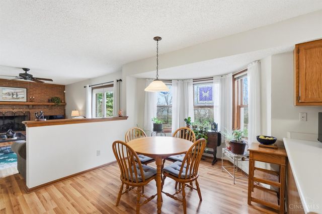 8909 Saxton Drive, West Chester, OH 45069