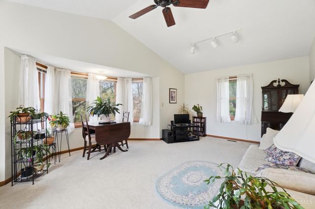 8909 Saxton Drive, West Chester, OH 45069