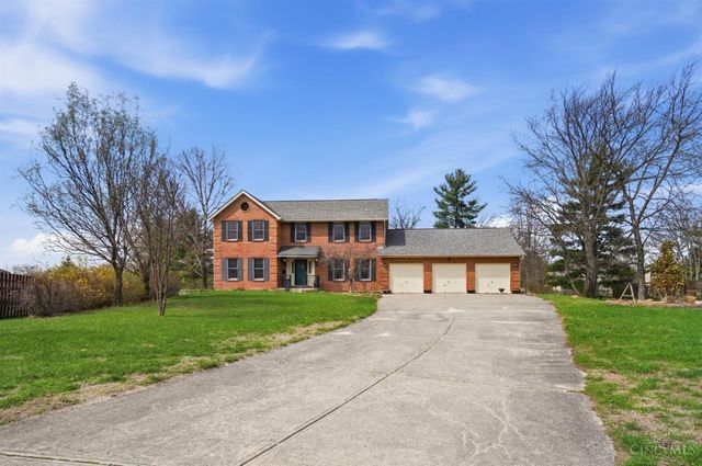 8909 Saxton Drive, West Chester, OH 45069