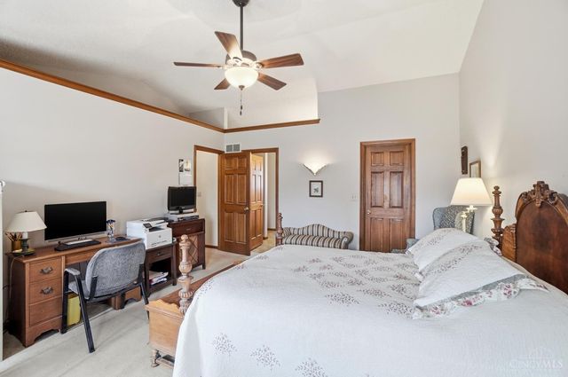 8909 Saxton Drive, West Chester, OH 45069