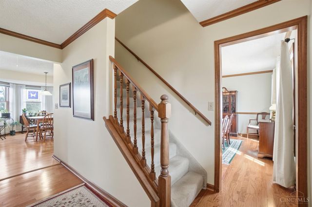 8909 Saxton Drive, West Chester, OH 45069