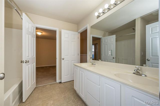 324 Savannah Terrace, Wentzville, MO 63385