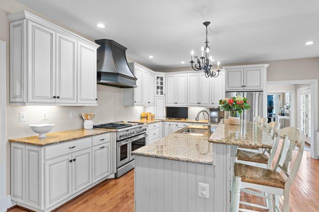 912 ASHBOURNE WAY, Schwenksville, PA 19473