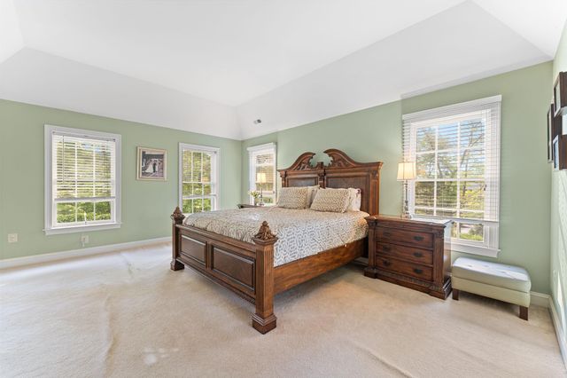 912 ASHBOURNE WAY, Schwenksville, PA 19473