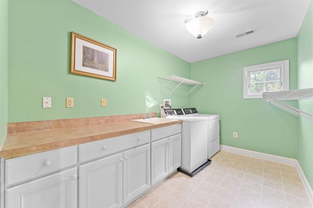 912 ASHBOURNE WAY, Schwenksville, PA 19473