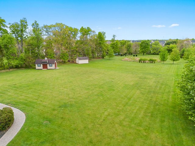 912 ASHBOURNE WAY, Schwenksville, PA 19473