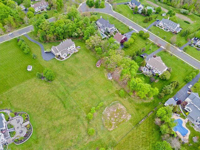 912 ASHBOURNE WAY, Schwenksville, PA 19473