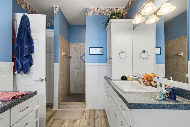 1087 Barrington, Grand Rapids, MI 49534