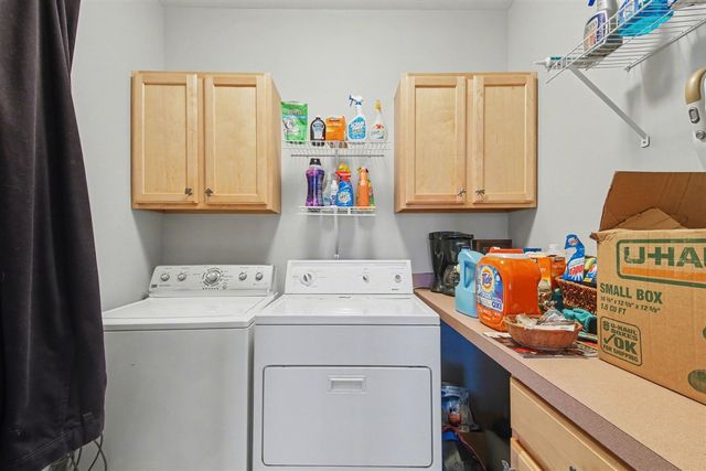 1087 Barrington, Grand Rapids, MI 49534