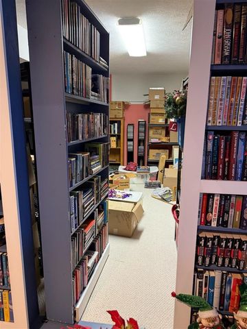 1087 Barrington, Grand Rapids, MI 49534