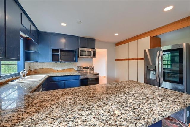 1176 Ashley Lake Drive, Marietta, GA 30062