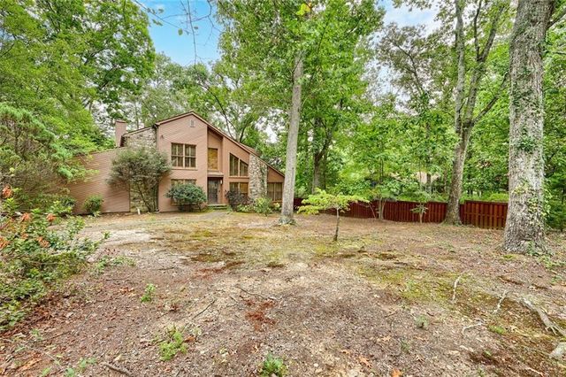 1176 Ashley Lake Drive, Marietta, GA 30062